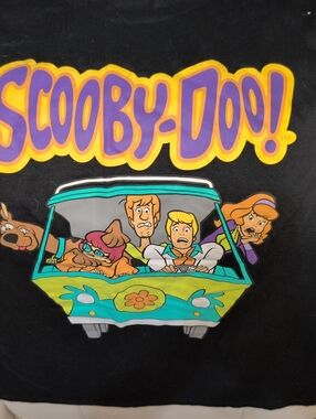 Scooby-Doo! Graphic T  Size Large